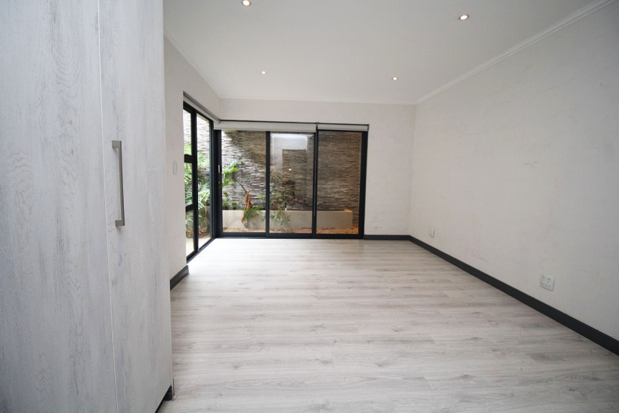3 Bedroom Property for Sale in Calypso Beach Western Cape